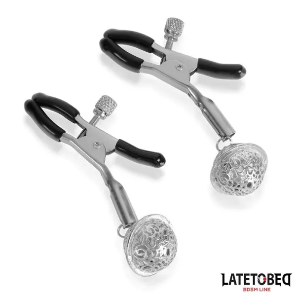 Nippelklemmen mit Glocke Silber und Schwarz von Latetobed BDSM Line | Fesselliebe.de