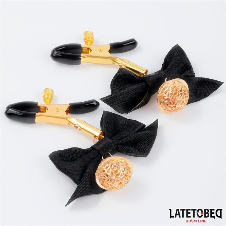 Nippelklemmen mit Schwarzer Schleife von Latetobed BDSM Line | Fesselliebe.de
