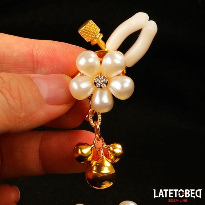 Perlen-Nippelklemmen von Latetobed BDSM Line | Fesselliebe.de