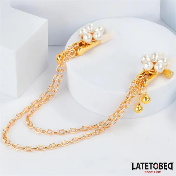 Rearl-Nippelklemmen mit Kette von Latetobed BDSM Line | Fesselliebe.de