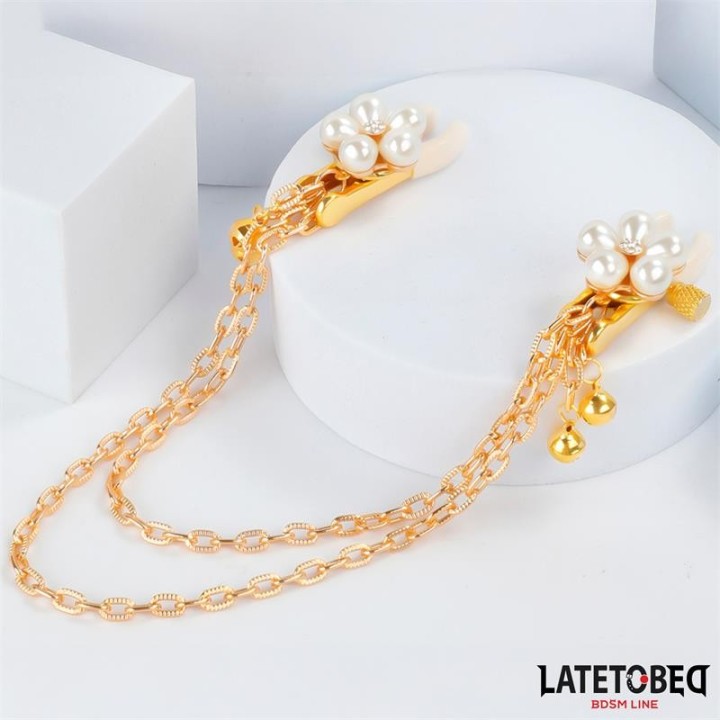 Rearl-Nippelklemmen mit Kette von Latetobed BDSM Line | Fesselliebe.de
