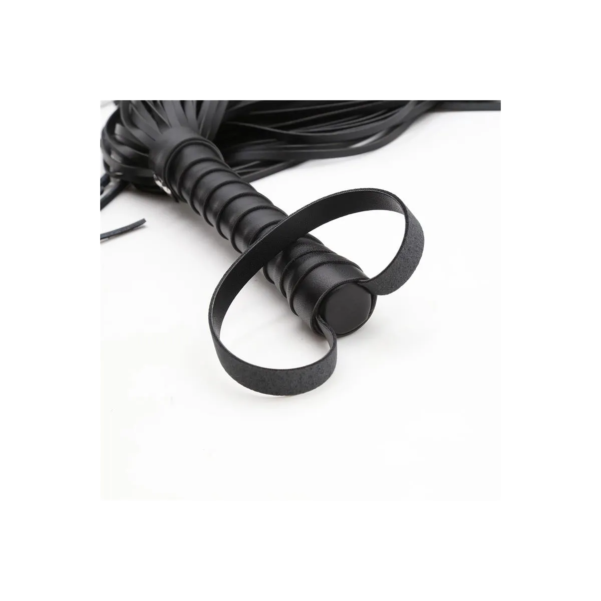 Schnurpeitsche 70 cm von Latetobed BDSM Line | Fesselliebe.de