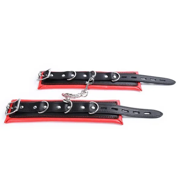 Hochleistungs-Fussfesseln von Latetobed BDSM Line | Fesselliebe.de