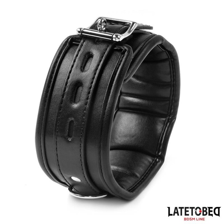 Schwammhalsband mit Leine von Latetobed BDSM Line | Fesselliebe.de