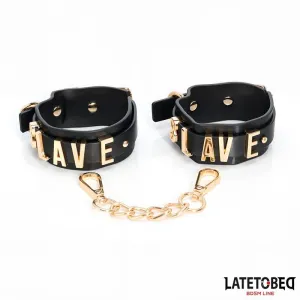 Slave-Fussfesseln mit Goldener Kette von Latetobed BDSM Line