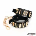 Slave-Fussfesseln mit Goldener Kette von Latetobed BDSM Line
