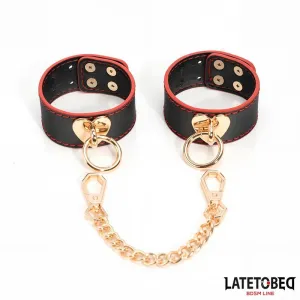 Fussfesseln mit Goldener Kette von Latetobed BDSM Line