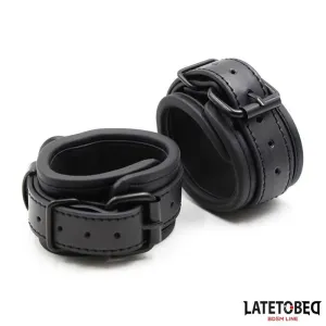 Mit Schwamm Gefütterte Handschellen von Latetobed BDSM Line