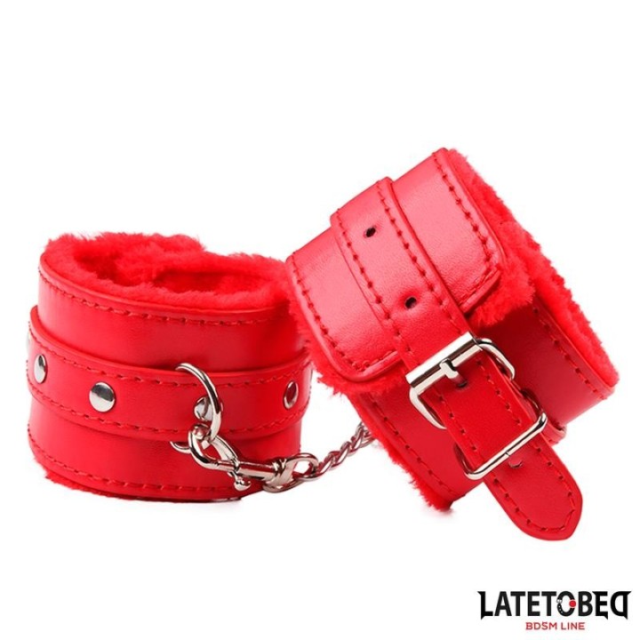 Fell-Handfessel Rot von Latetobed BDSM Line | Fesselliebe.de