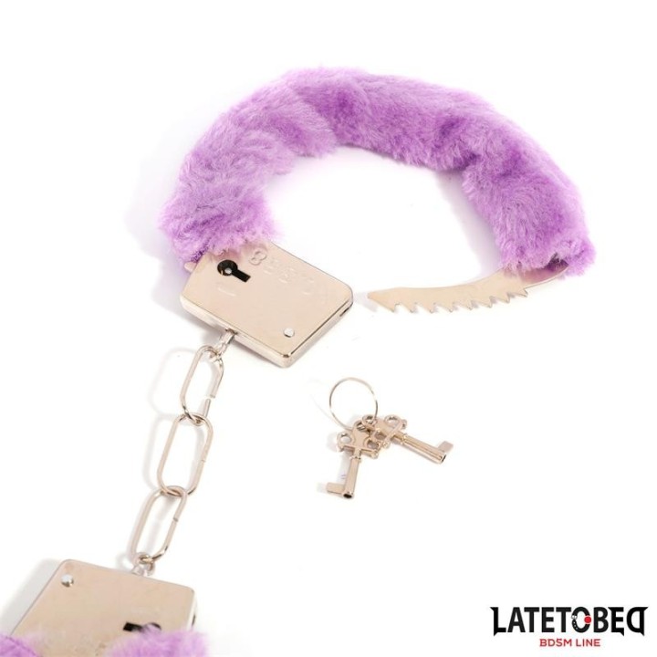 Fell-Metallfessel Lila von Latetobed BDSM Line | Fesselliebe.de