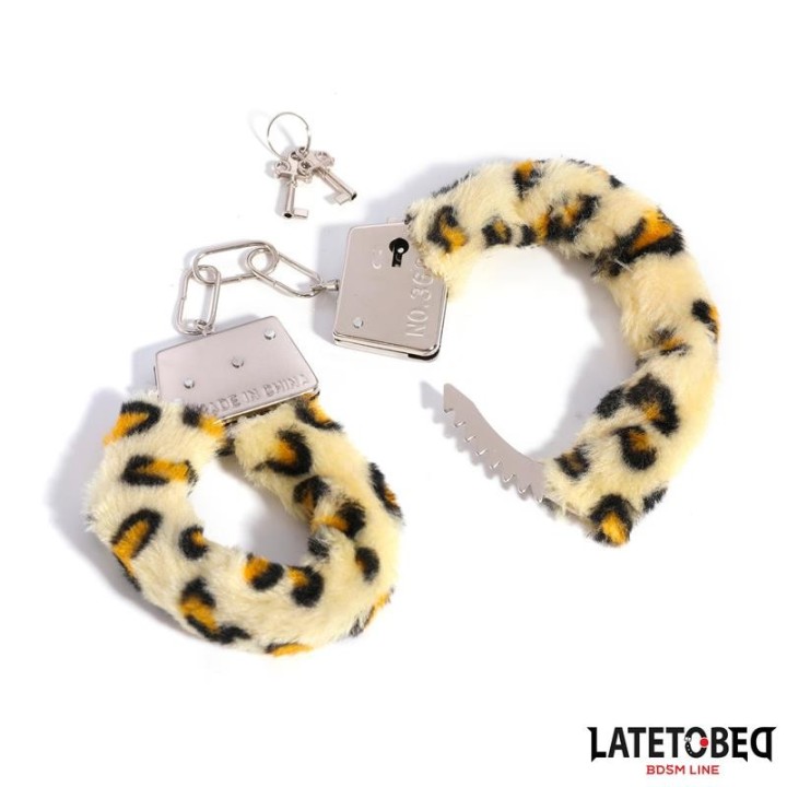 Fell-Metallfessel mit Leopardenmuster von Latetobed BDSM Line | Fesselliebe.de