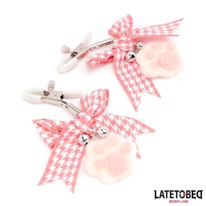 Nippelklemmen mit Kitty-Pfoten-Pompon von Latetobed BDSM Line | Fesselliebe.de