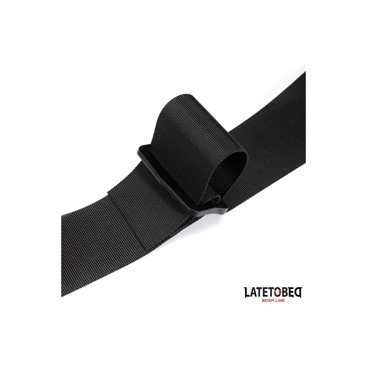 Hüftband und Klettverschluss-Handgelenkmanschette von Latetobed BDSM Line | Fesselliebe.de