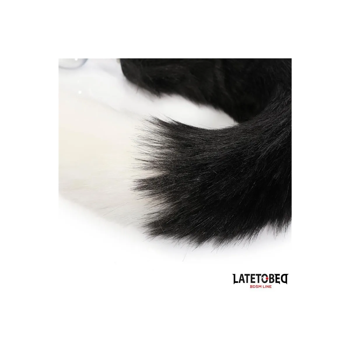 Analplug mit Fuchsschwanz Schwarz-Weiss 40 cm von Latetobed BDSM Line | Fesselliebe.de