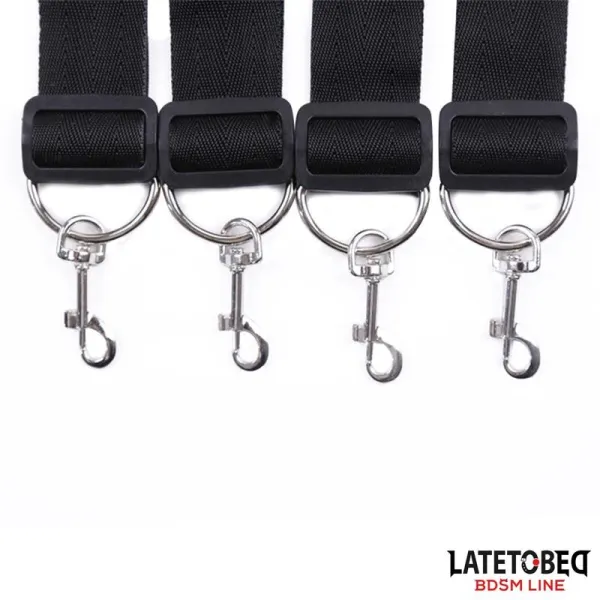 Bettfessel-Set mit Verstellbaren und Abnehmbaren Manschetten von Latetobed BDSM Line | Fesselliebe.de