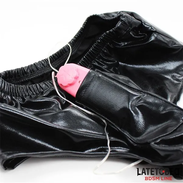 Elastischer Slip mit Vibrierendem Dildo, Einheitsgrösse von Latetobed BDSM Line | Fesselliebe.de