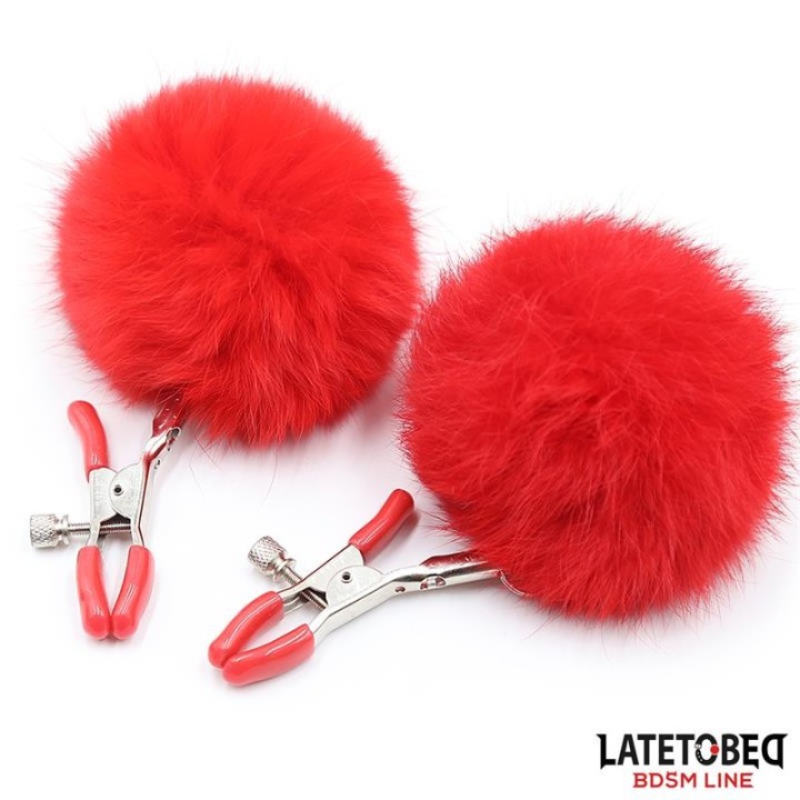 Verstellbare Nippelklemmen mit Fell von Latetobed BDSM Line | Fesselliebe.de