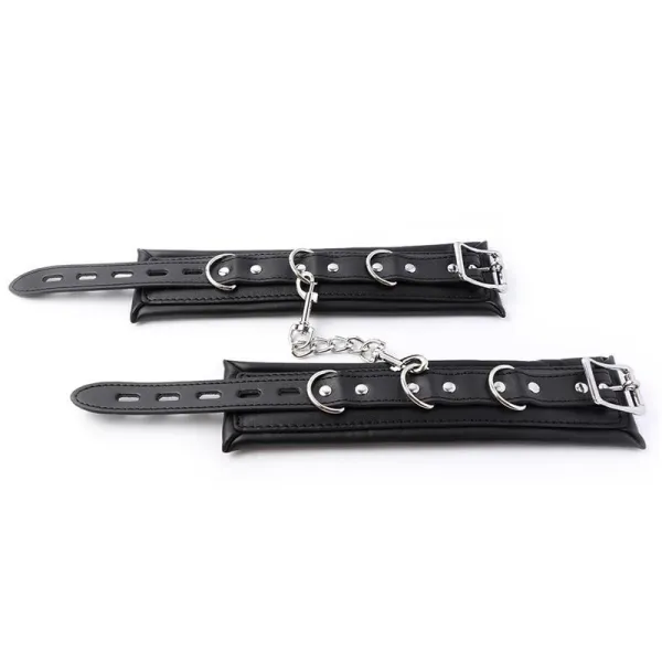 Verstellbare Handschellen von Latetobed BDSM Line | Fesselliebe.de