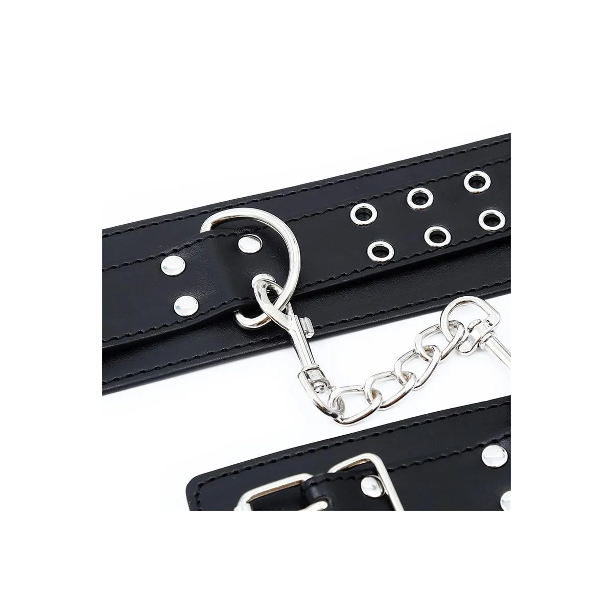 Verstellbare Handschellen mit Doppelter Schnalle von Latetobed BDSM Line | Fesselliebe.de