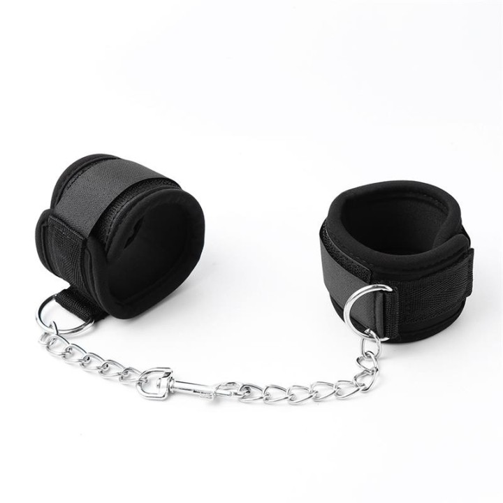 Neopren-Klettverschluss-Handschellen von Latetobed BDSM Line | Fesselliebe.de