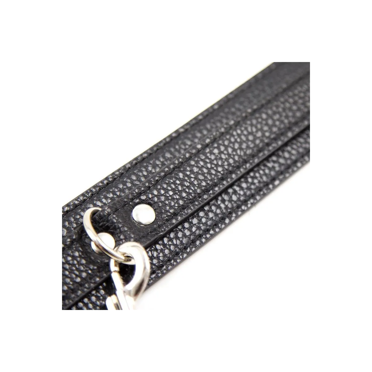 Halsband mit Schlangenmuster und Leine von Latetobed BDSM Line | Fesselliebe.de