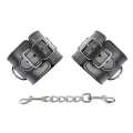 3 D-Ring-Handschellen von Latetobed BDSM Line