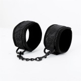 Verstellbare Handschellen von Latetobed BDSM Line | Fesselliebe.de