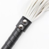 Doppelnieten-Peitsche 44 cm von Latetobed BDSM Line | Fesselliebe.de