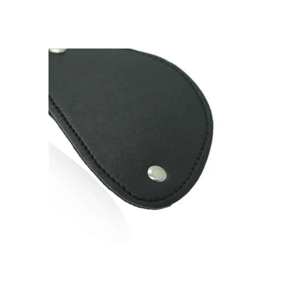 Augenbinde mit 3 Nieten von Latetobed BDSM Line | Fesselliebe.de