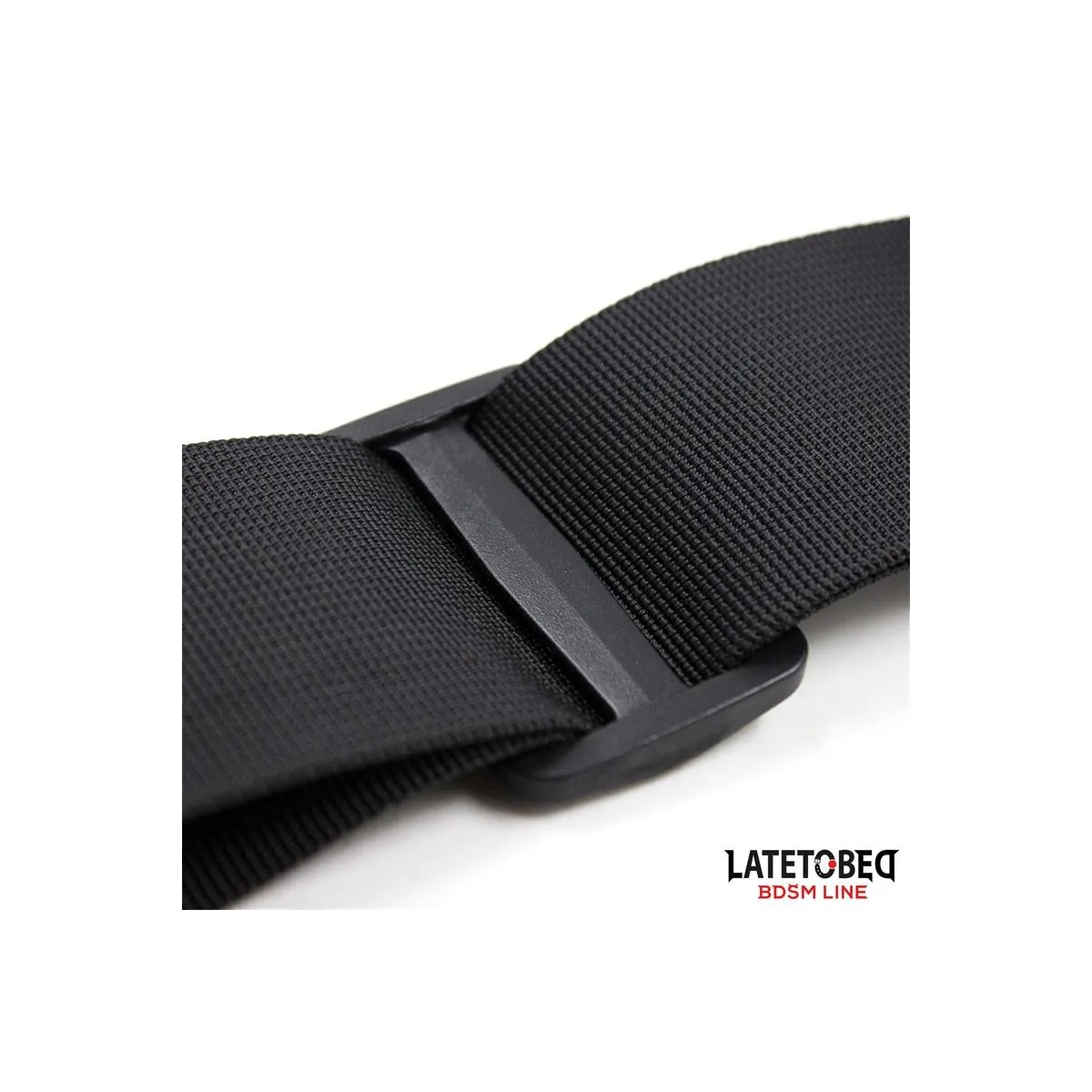 Türschwingende Nylon-Neopren-Handfesseln von Latetobed BDSM Line | Fesselliebe.de