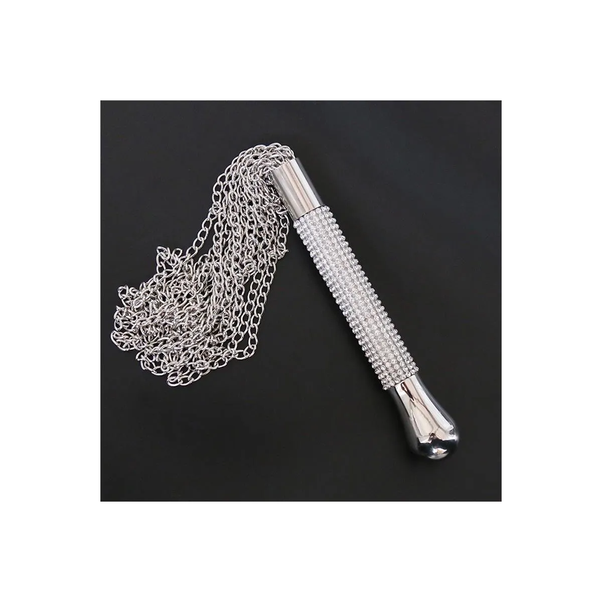 Peitsche mit Kette und Quaste mit Strassgriff von Latetobed BDSM Line | Fesselliebe.de