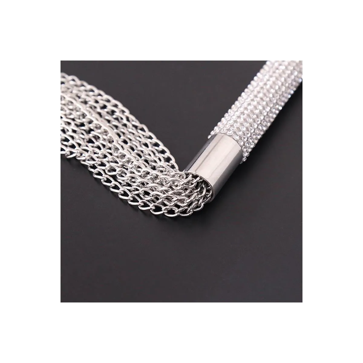 Peitsche mit Kette und Quaste mit Strassgriff von Latetobed BDSM Line | Fesselliebe.de