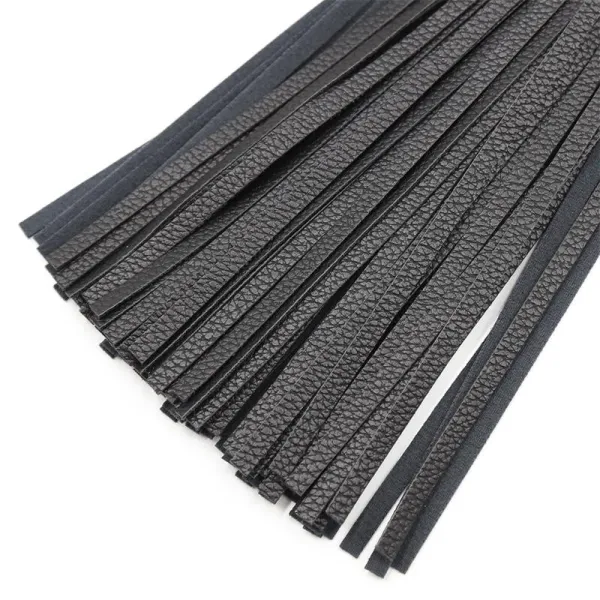 Klassischer Flogger 42 cm Schwarz von Latetobed BDSM Line | Fesselliebe.de