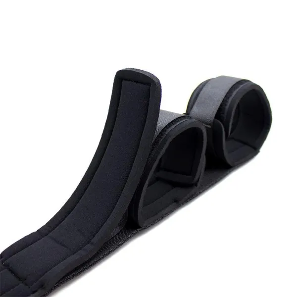 Spreizstange mit Starrer Stange und Weichen Manschetten von Latetobed BDSM Line | Fesselliebe.de