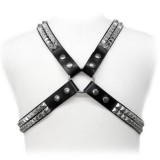 Pyramid-Stift-Harness von Leather Body | Fesselliebe.de