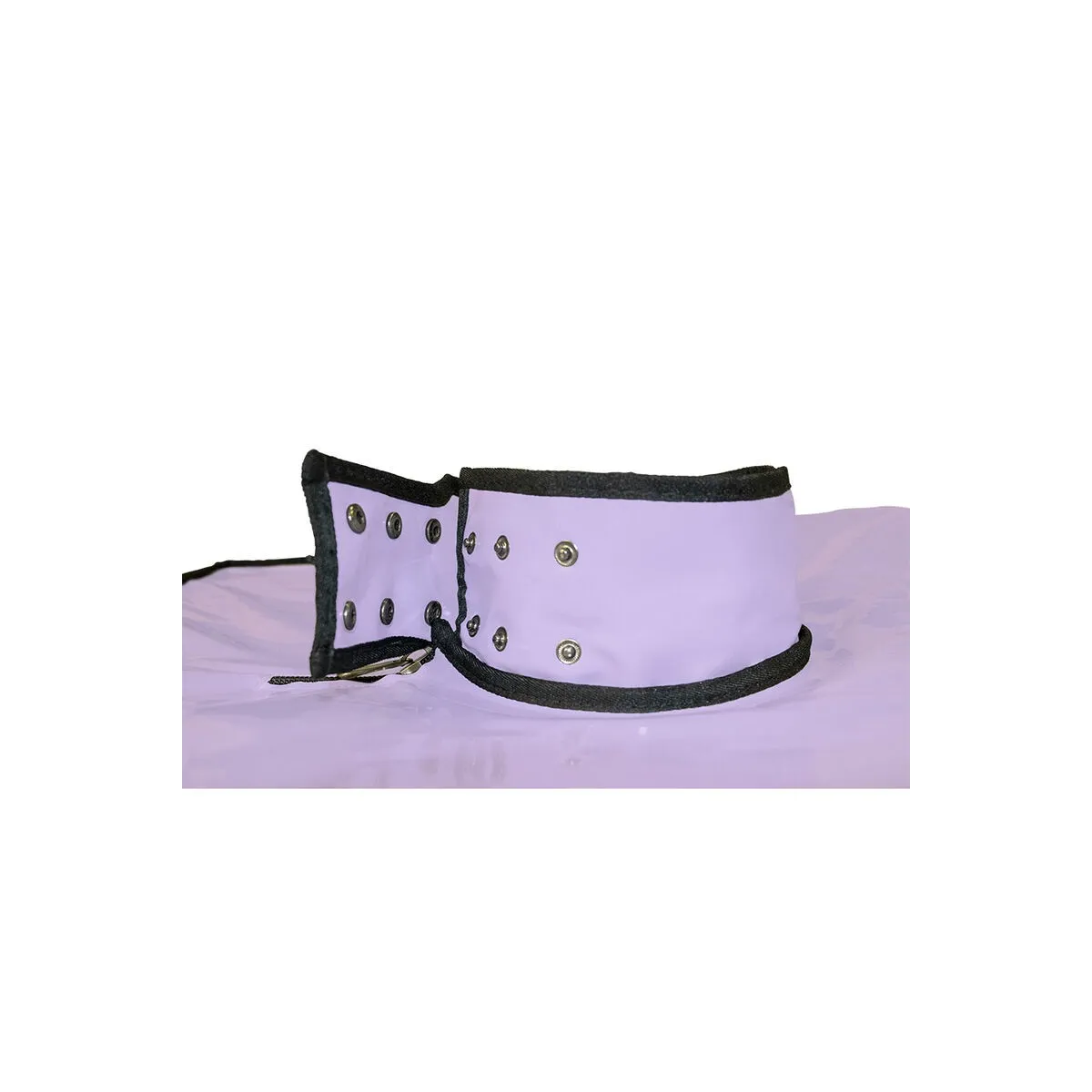 Kink Club Cabina Bukkake Morado von Secret Dome | Fesselliebe.de