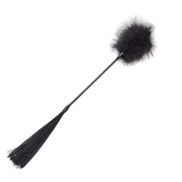 Staubwedel + Schwarze Peitsche von Secretplay 100% Fetish | Fesselliebe.de