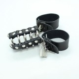 Peniskfig mit Metallringen und Lederriemen von Ohmama Fetish | Fesselliebe.de
