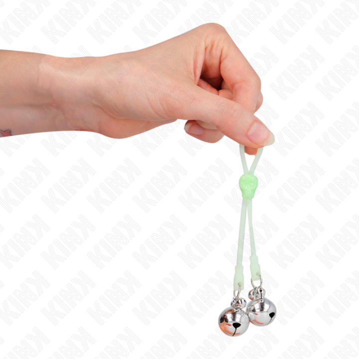 Leuchtende Totenkopf-Nippelklammern mit Ringglöckchen Verstellbar Grün/Silber von Kink Nipple Grip | Fesselliebe.de