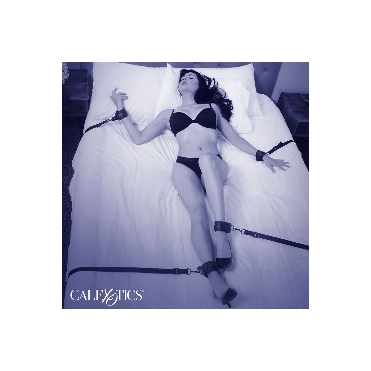 Nocturnal Bettfesseln Leder Verstellbar Schwarz von Calexotics | Fesselliebe.de