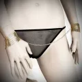 Désir Métallique Goldene Handschellen aus Metallgewebe von Bijoux Desire Metallique