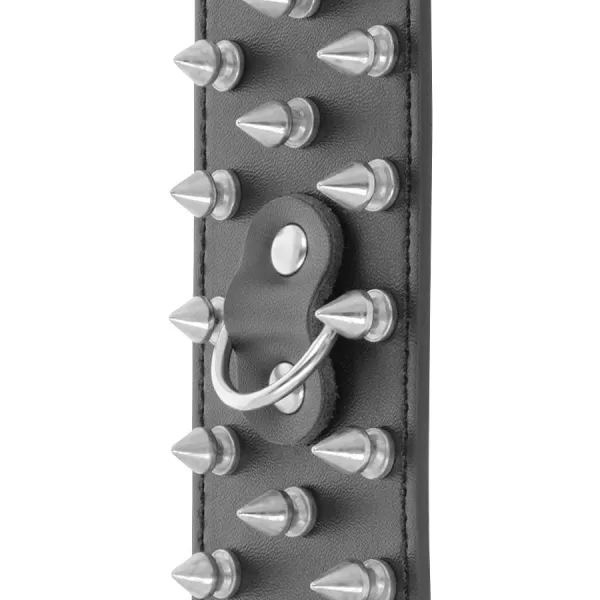 Skulls and Bones Schwarze Handschellen mit Spikes von Darkness Bondage | Fesselliebe.de