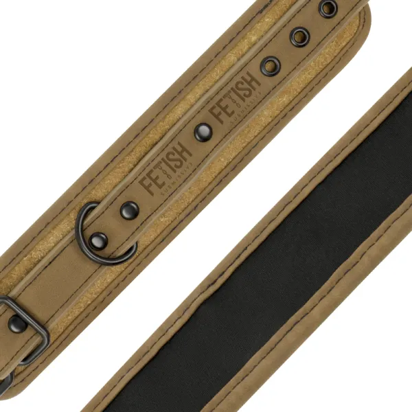 Fussmanschetten aus Veganem Leder mit Neoprenfutter von Fetish Submissive Origin | Fesselliebe.de