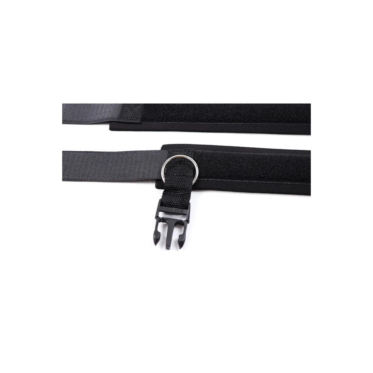 Handgelenkfesseln aus Neopren mit Klettverschluss von Ohmama Fetish | Fesselliebe.de