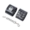 Handgelenkführen aus Metall mit Schnappbefestigung von Ohmama Fetish