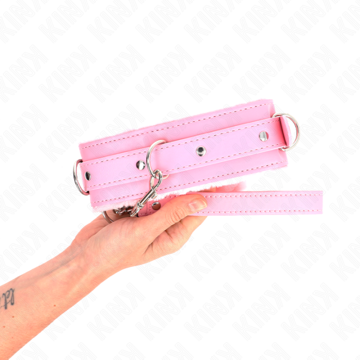 Halsband mit Leine 65 cm mit Einschränkungen Rosa 36-42 cm X 5,5 cm von Kink Collar & Gag | Fesselliebe.de