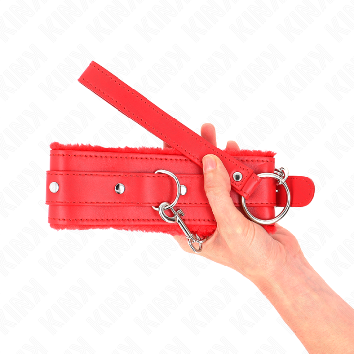 Halsband mit Leine 65 cm mit Einschränkungen Rot 36-42 cm X 5,5 cm von Kink Collar & Gag | Fesselliebe.de