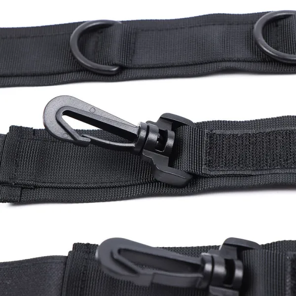 Handschellen und Kragen aus Nylon von Ohmama Fetish | Fesselliebe.de