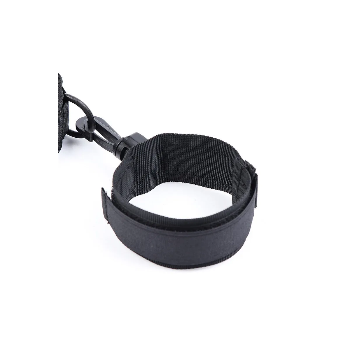 Handschellen und Kragen aus Nylon von Ohmama Fetish | Fesselliebe.de