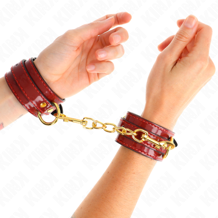Joanna angel Handgelenkmanschetten Rot Verstellbar mit Goldkette 16,5-26 cm X 4 cm von Kink Wrist Restraint | Fesselliebe.de